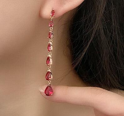 ROMANCE|Teardrop Earrings in Rosy Ruby