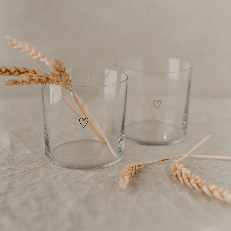 Set of two glasses, Hearts minimalist drinking glasses