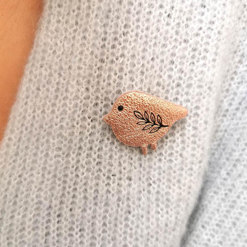 FRENCH RIVIERA|Birdie recycled leather brooch (silver)