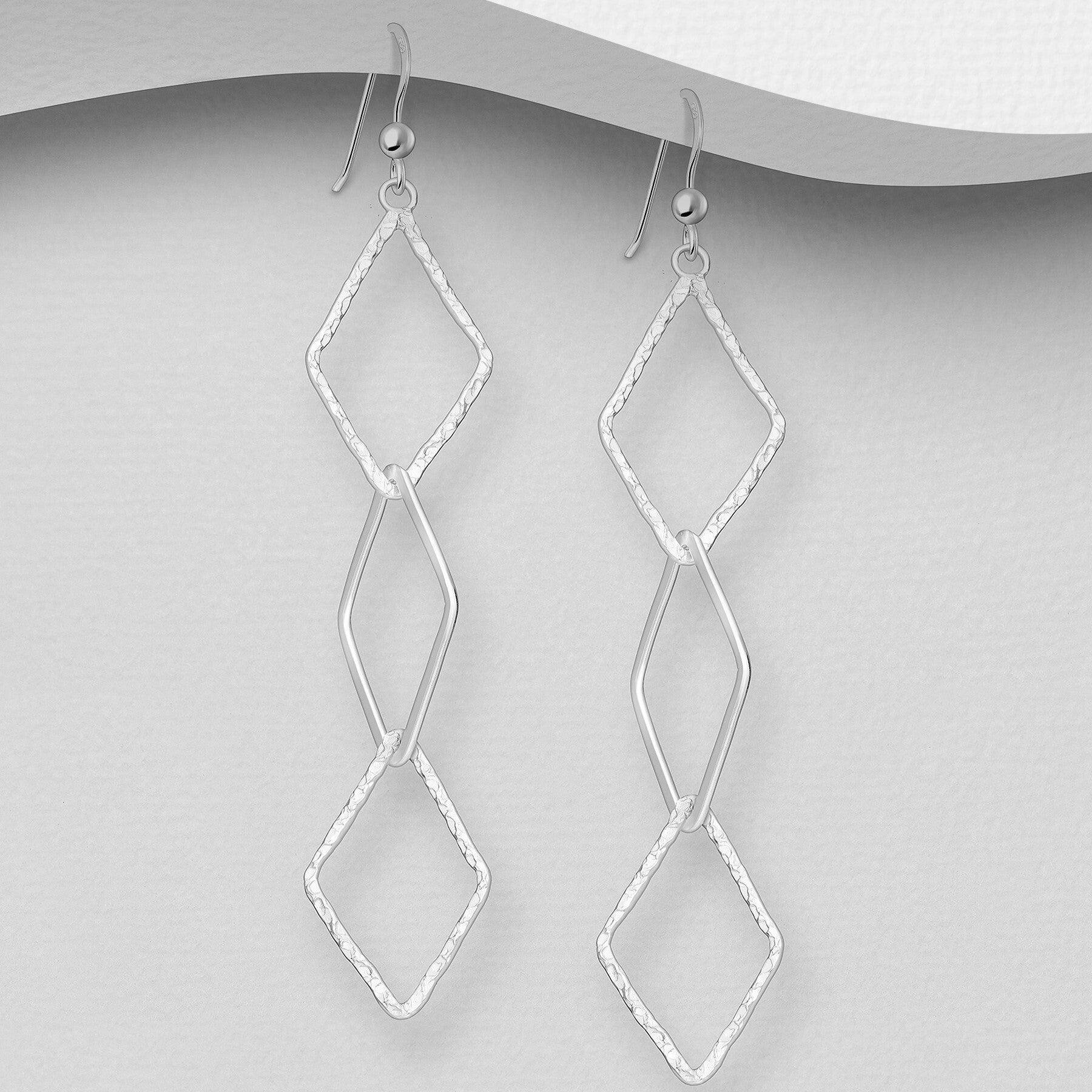 PREMIUM COLLECTION|Livia silver earrings with forged surface