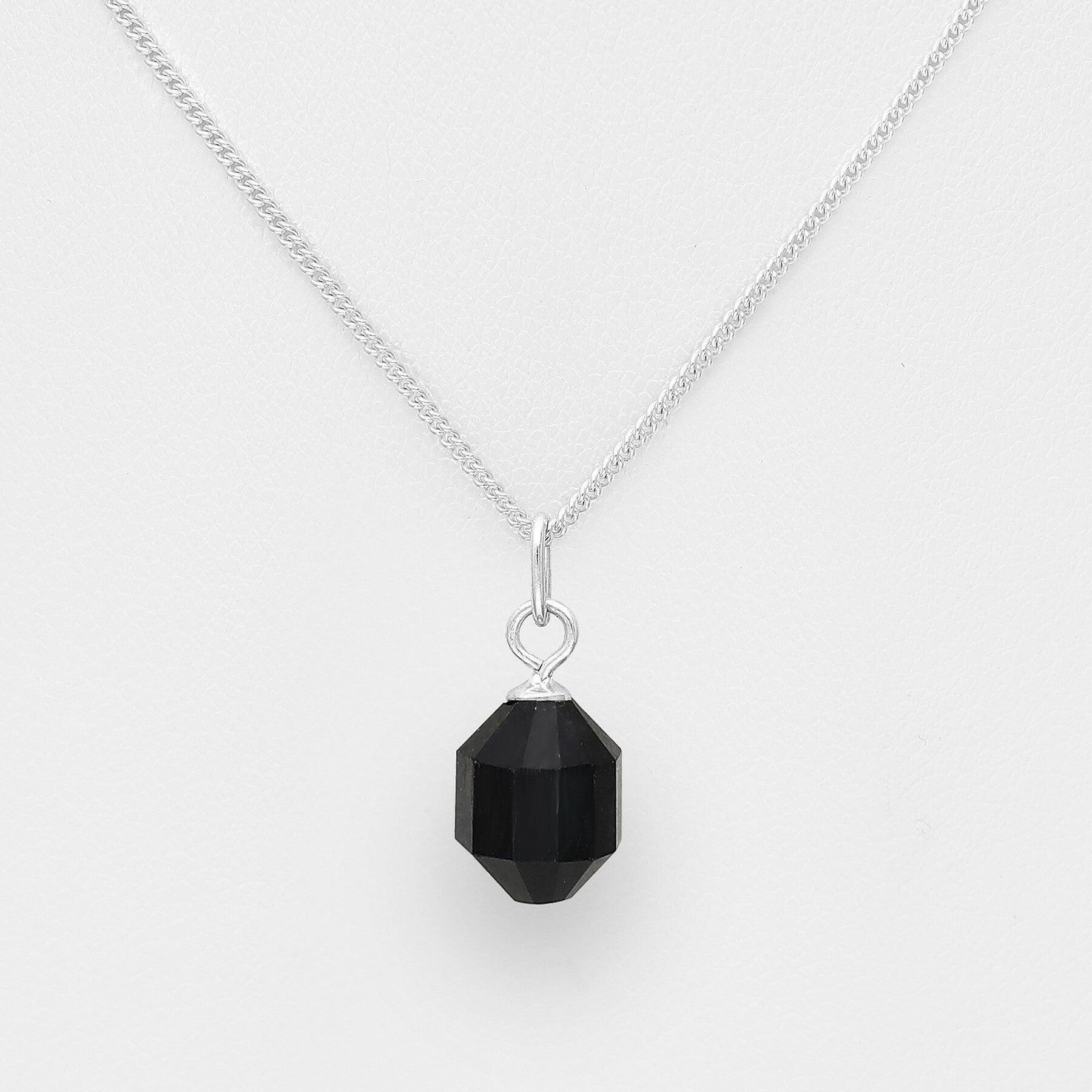 PREMIUM COLLECTION|Nea silver necklace with black spinel natural stone