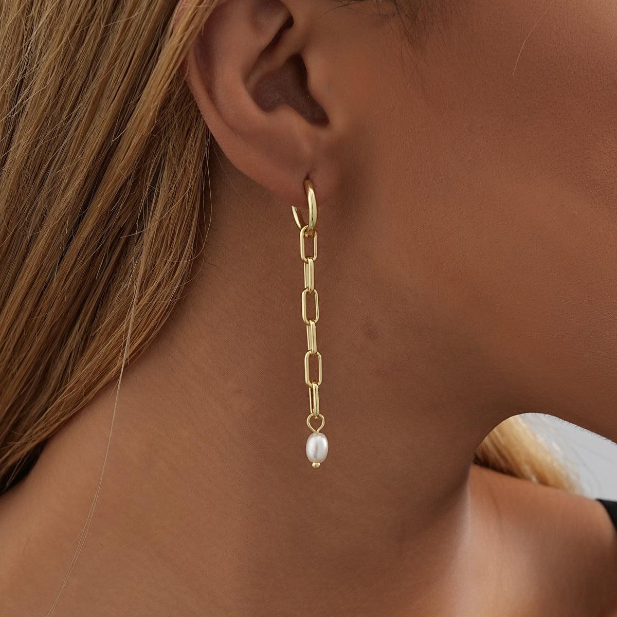 FRENCH RIVIERA|Erika white pearl earrings