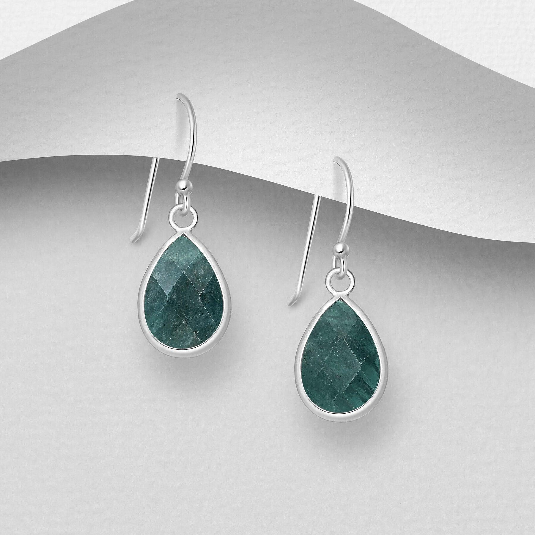 PREMIUM COLLECTION | Beata silver earrings with apatite drop 