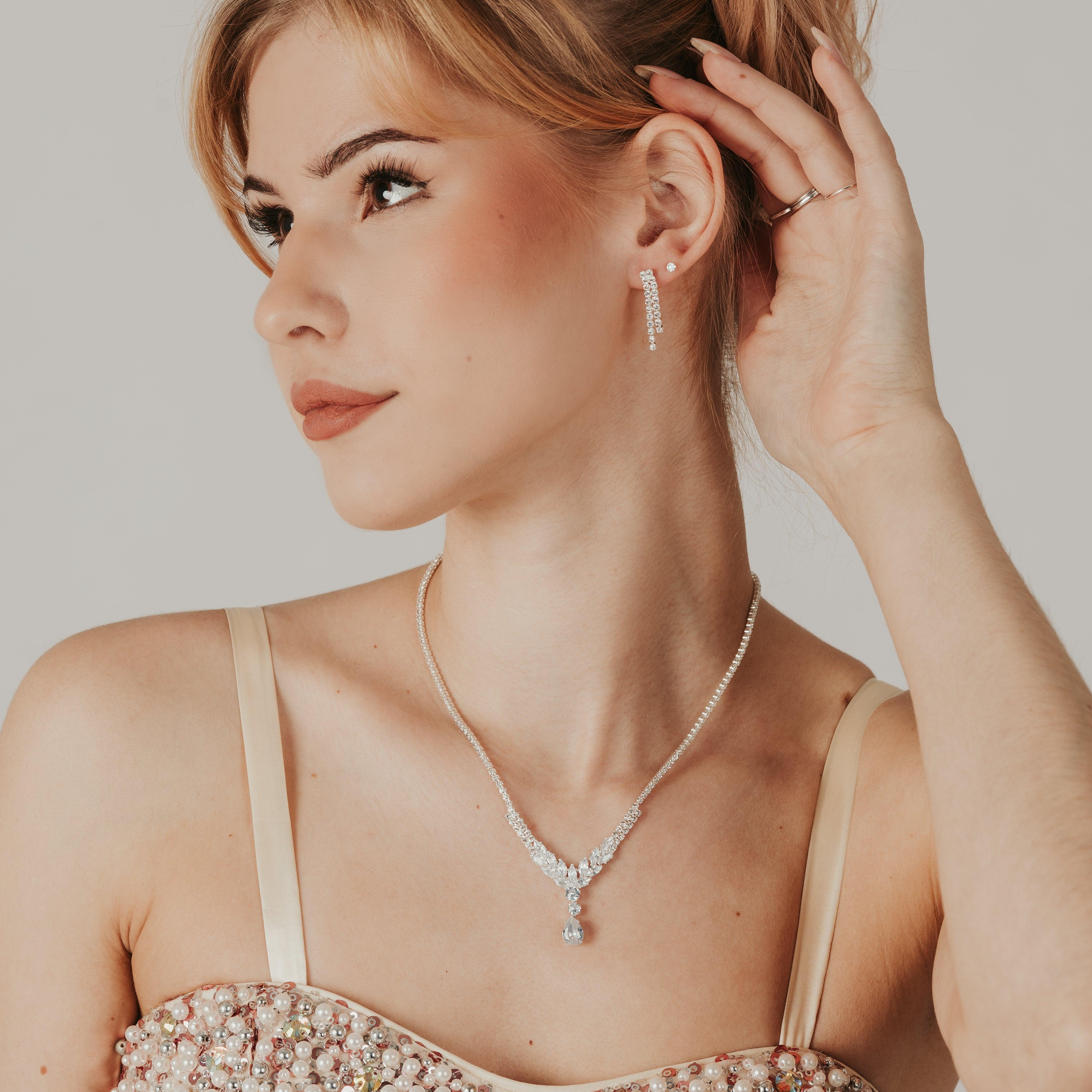 ROMANCE | Gabrielle silver-colored rhinestone necklace cubic zirconion