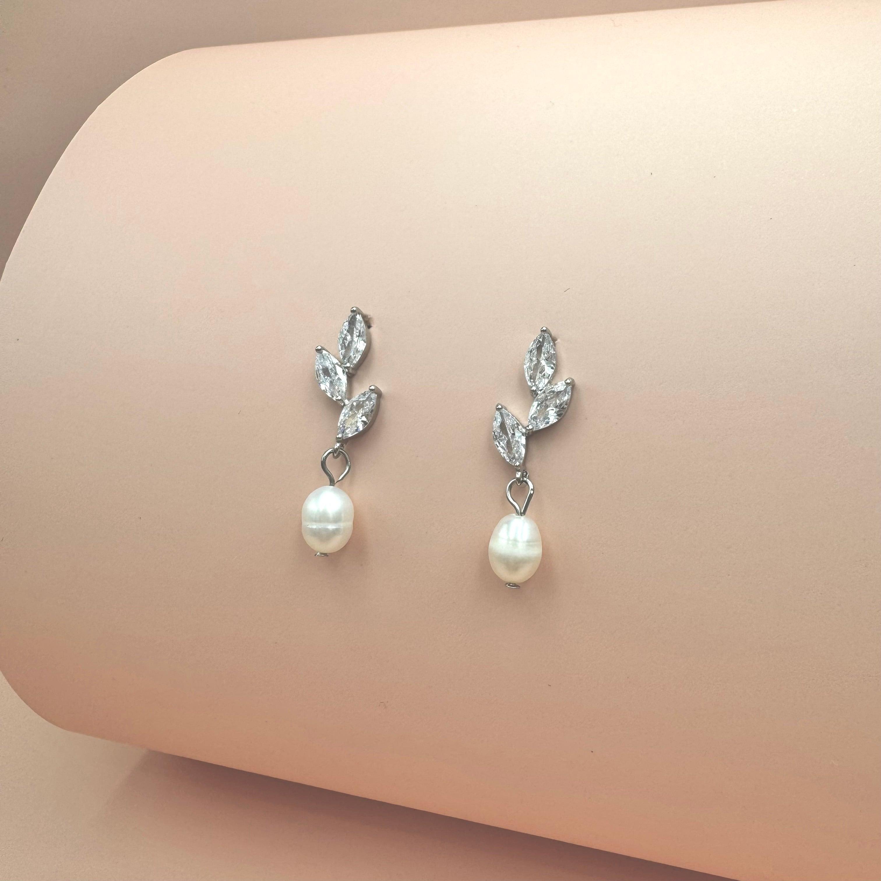 ATHENA BRIDAL | Émelie crystal-embellished pearl earrings