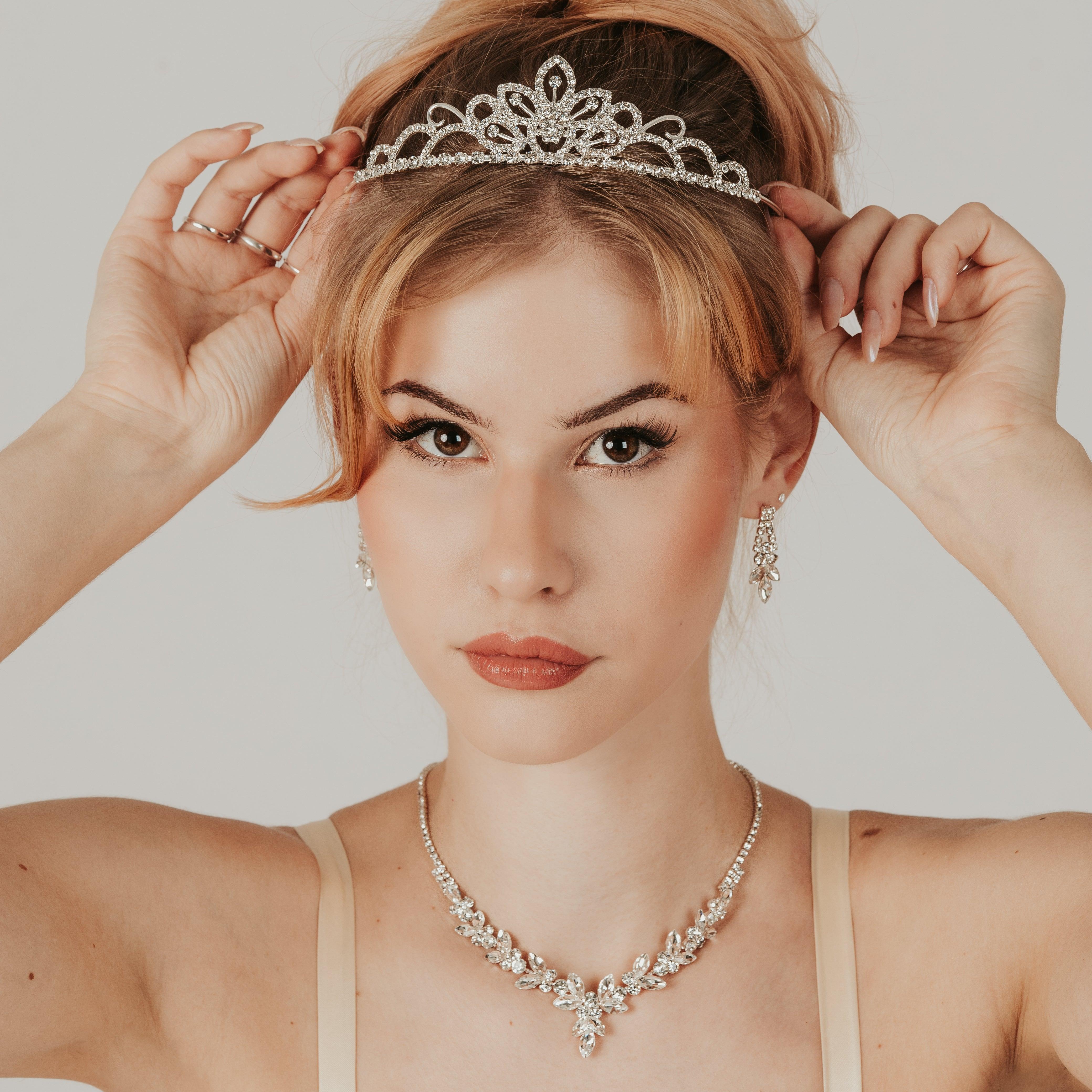 ROMANCE, Kiia silver-colored tiara with bright stones