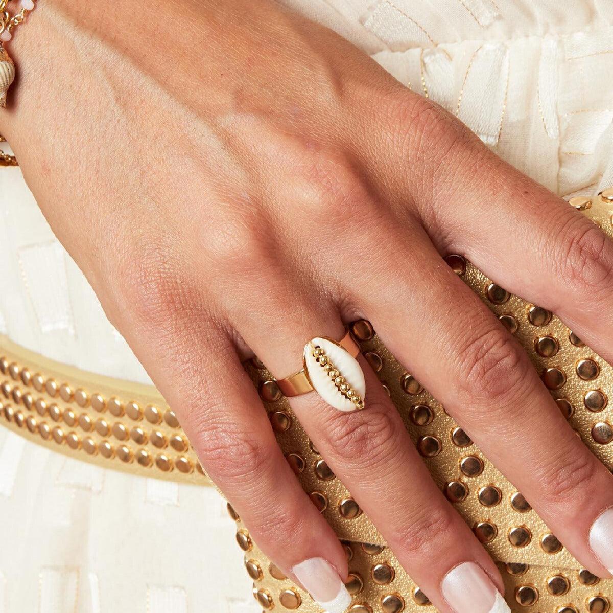 FRENCH RIVIERA | Summer Ring -shell ring