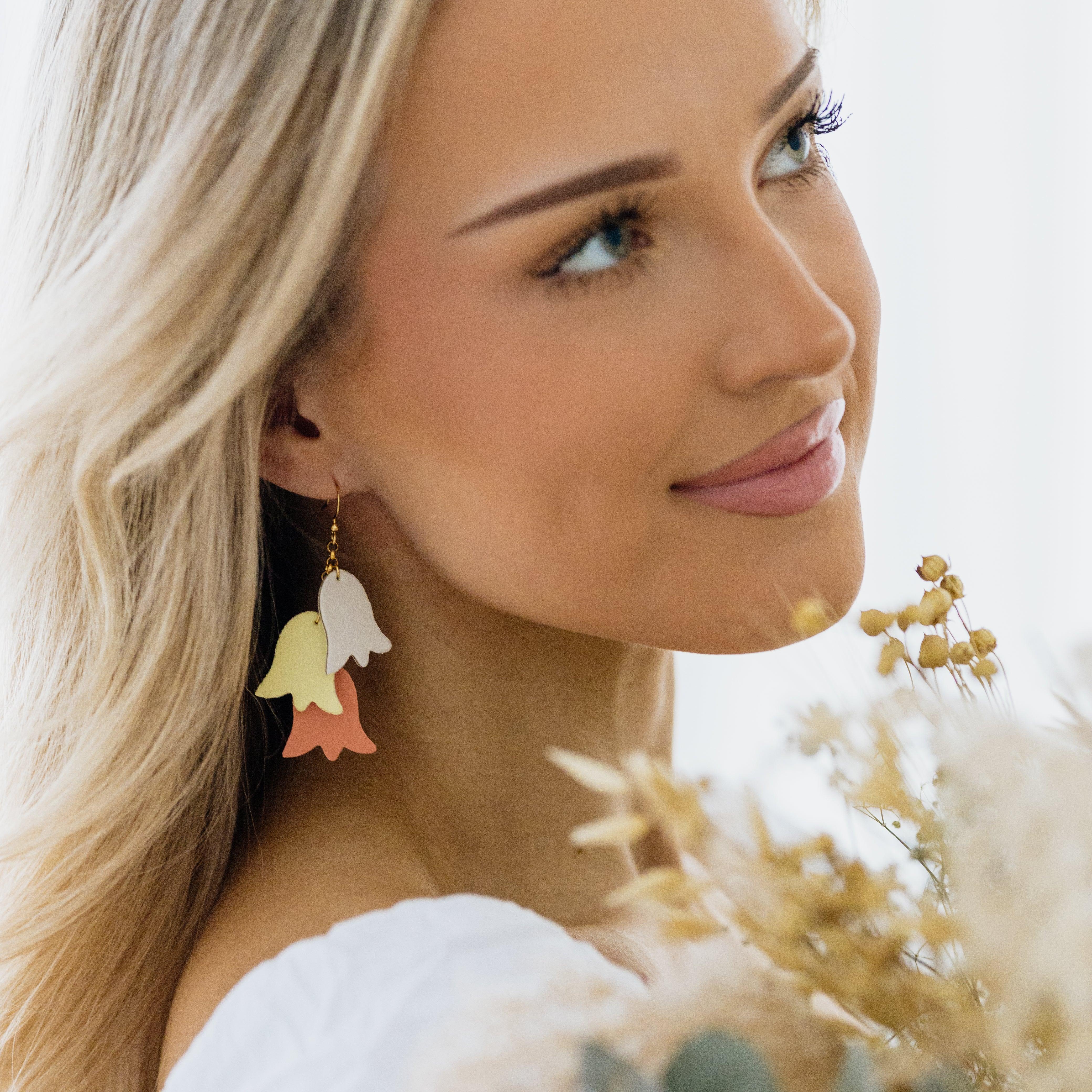 LEMPI® earrings, Keto (white-light yellow-orange)