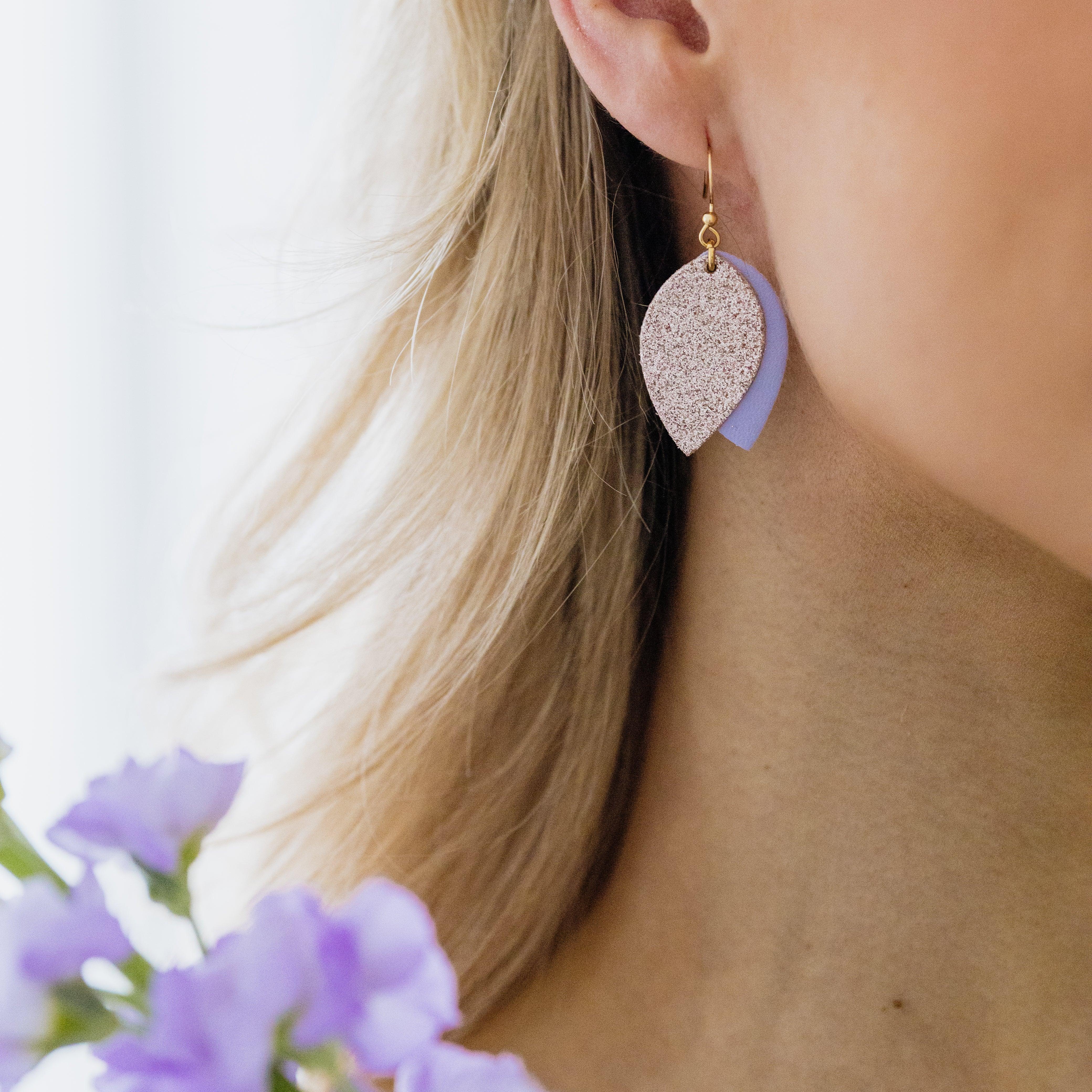 LEMPI® earrings, Bud (lavender-rose gold)