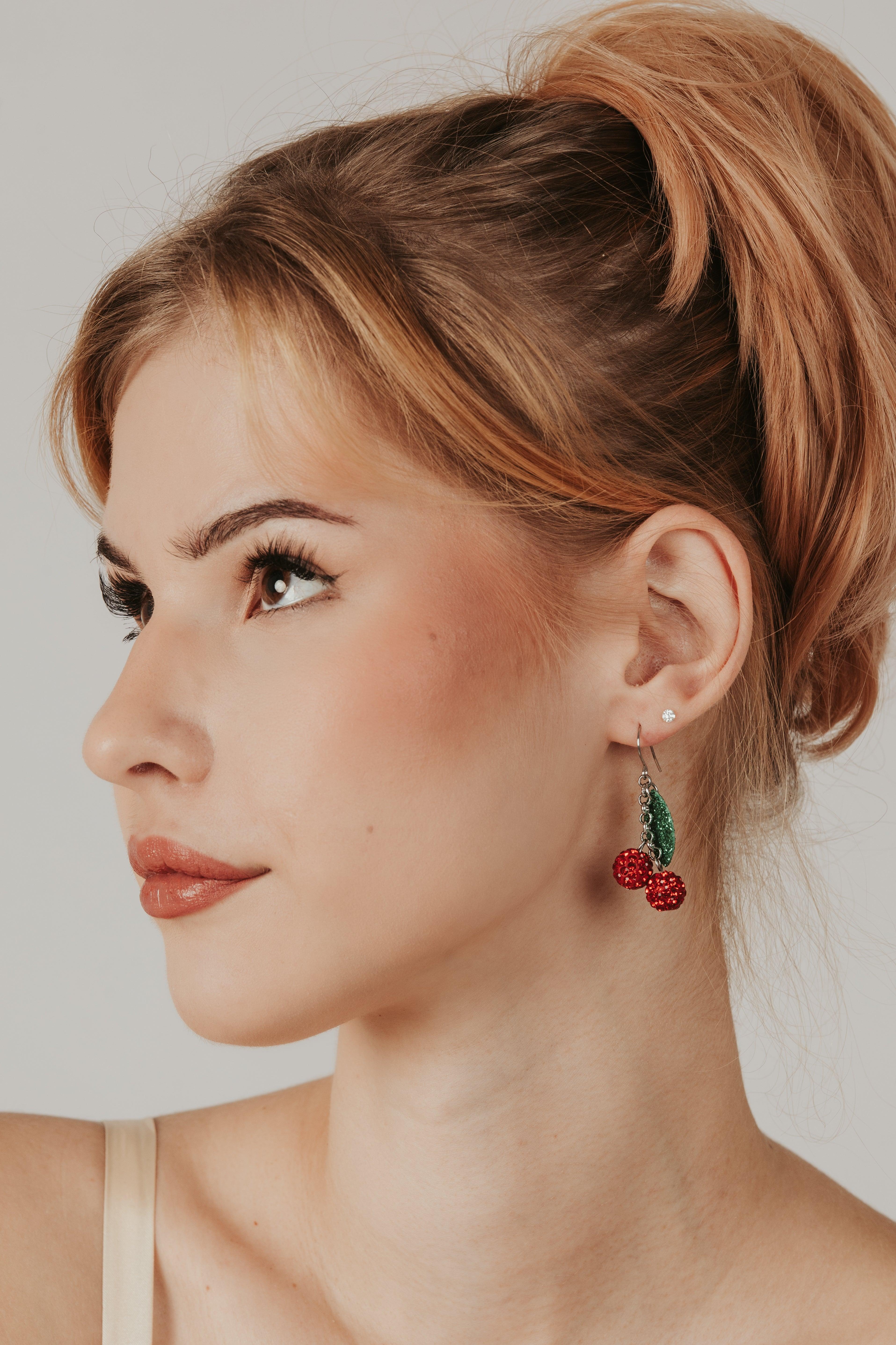 LEMPI® earrings, Cherry (red glitter / glittering leaf)