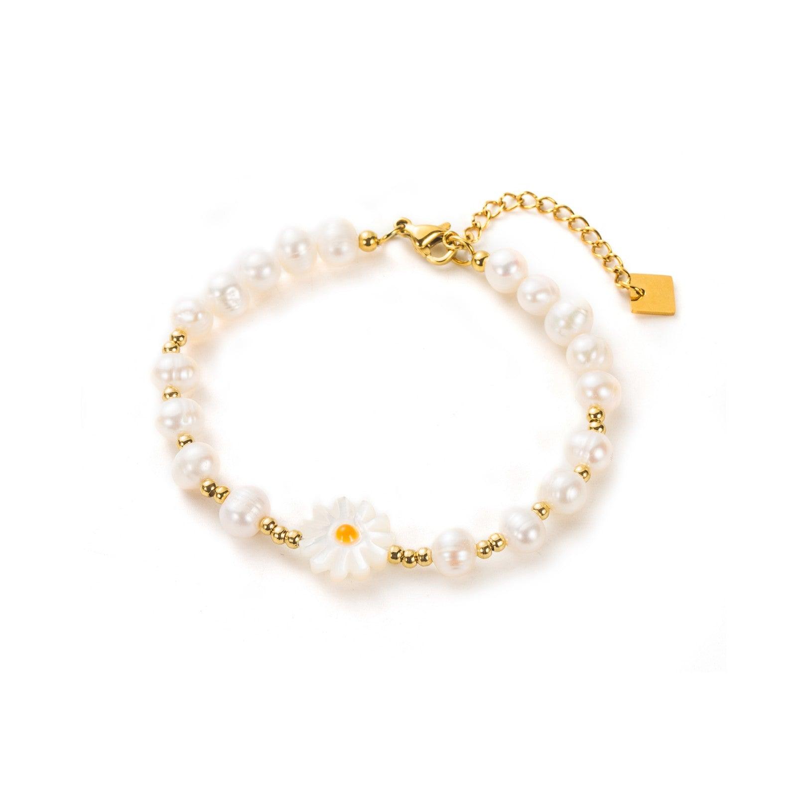 FRENCH RIVIERA | Julie freshwater pearl bracelet with pearl flower