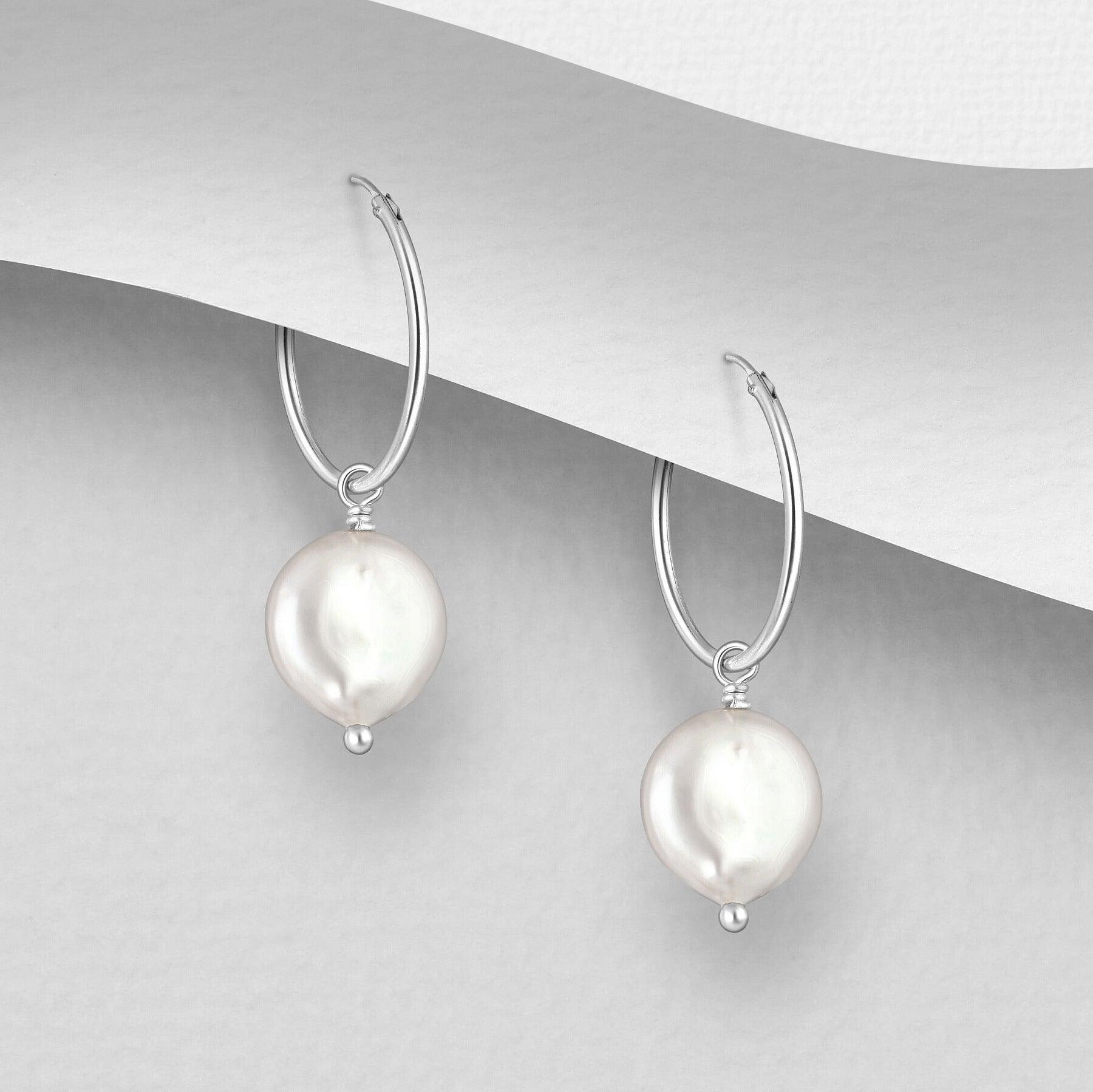 Silver rings, Ellen - small smooth rings with flat pearl decorations