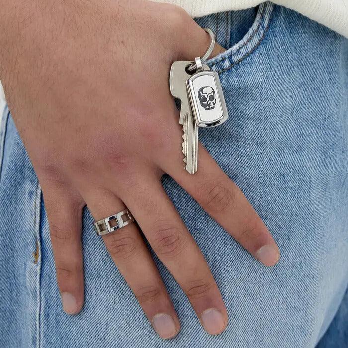 Deadlock Key - steel key ring with skull decoration