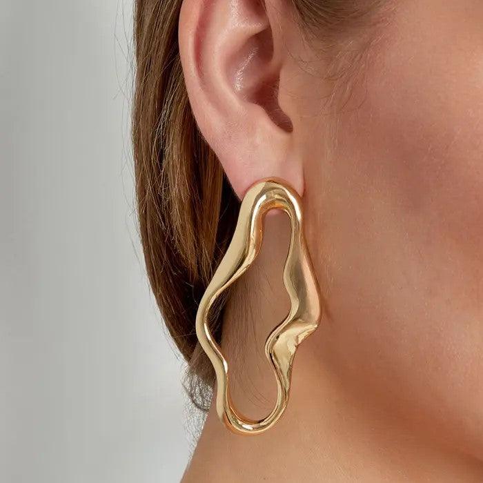 FRENCH RIVIERA | Wanda modern statement earrings (gold)