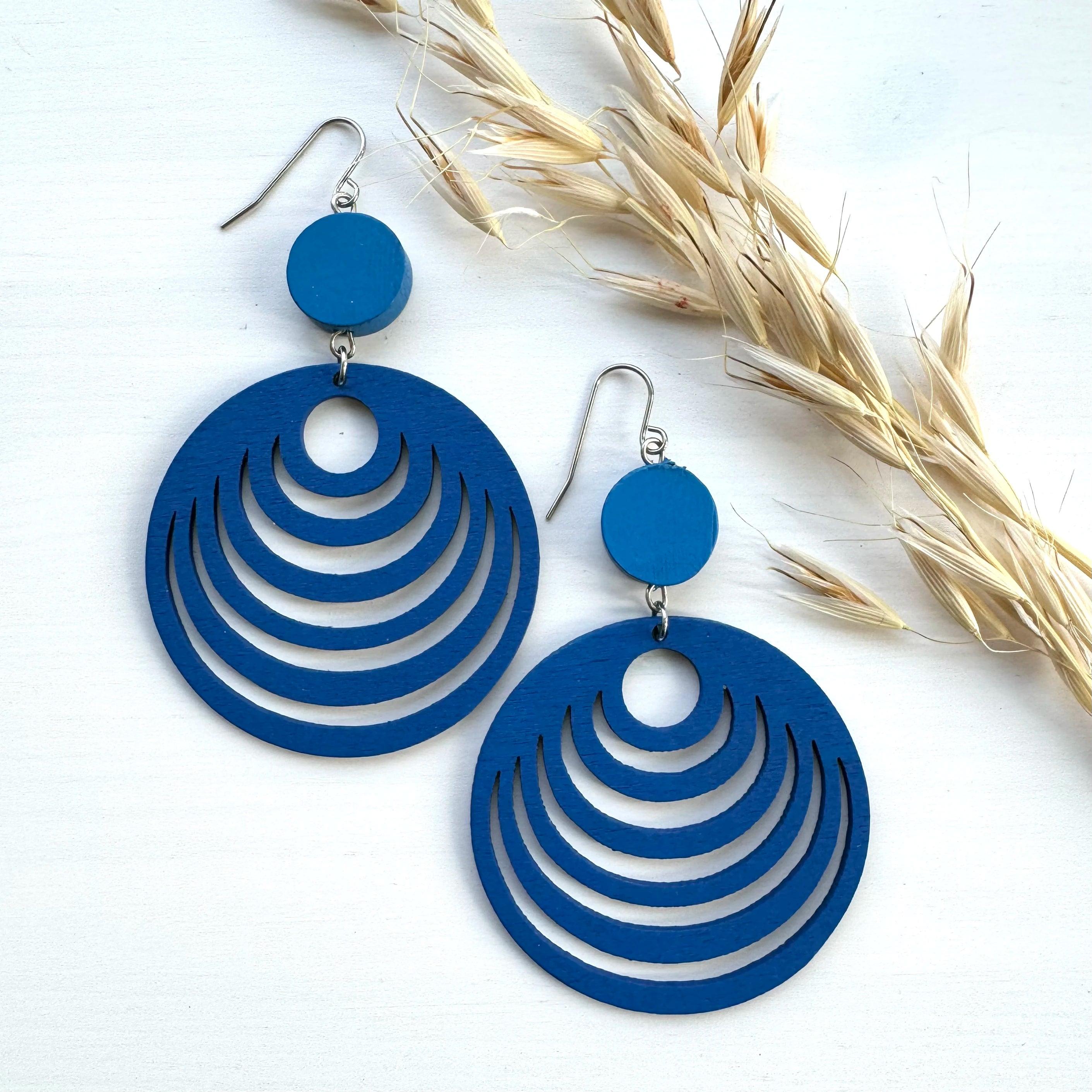 Wooden earrings, Waves (blue) - blue round wooden earrings